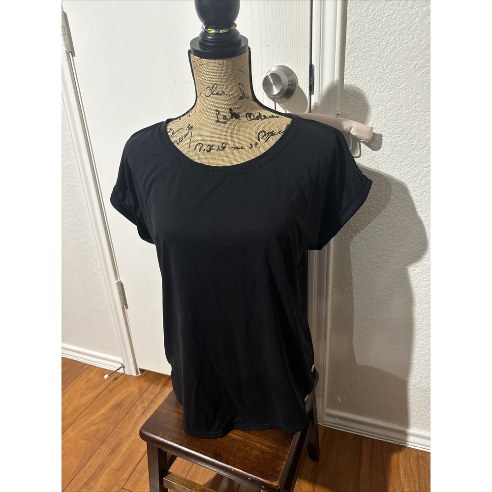 DIP Medium Woman's Athletic Black T Shirt EUC